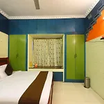 Oyo 8033 T Nagar