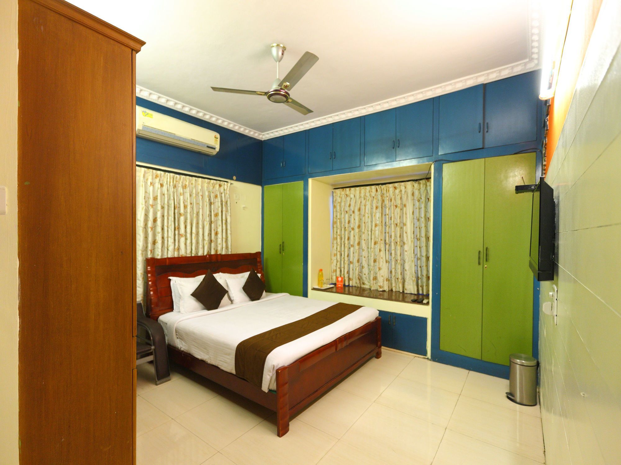 Oyo 8033 T Nagar Chennai