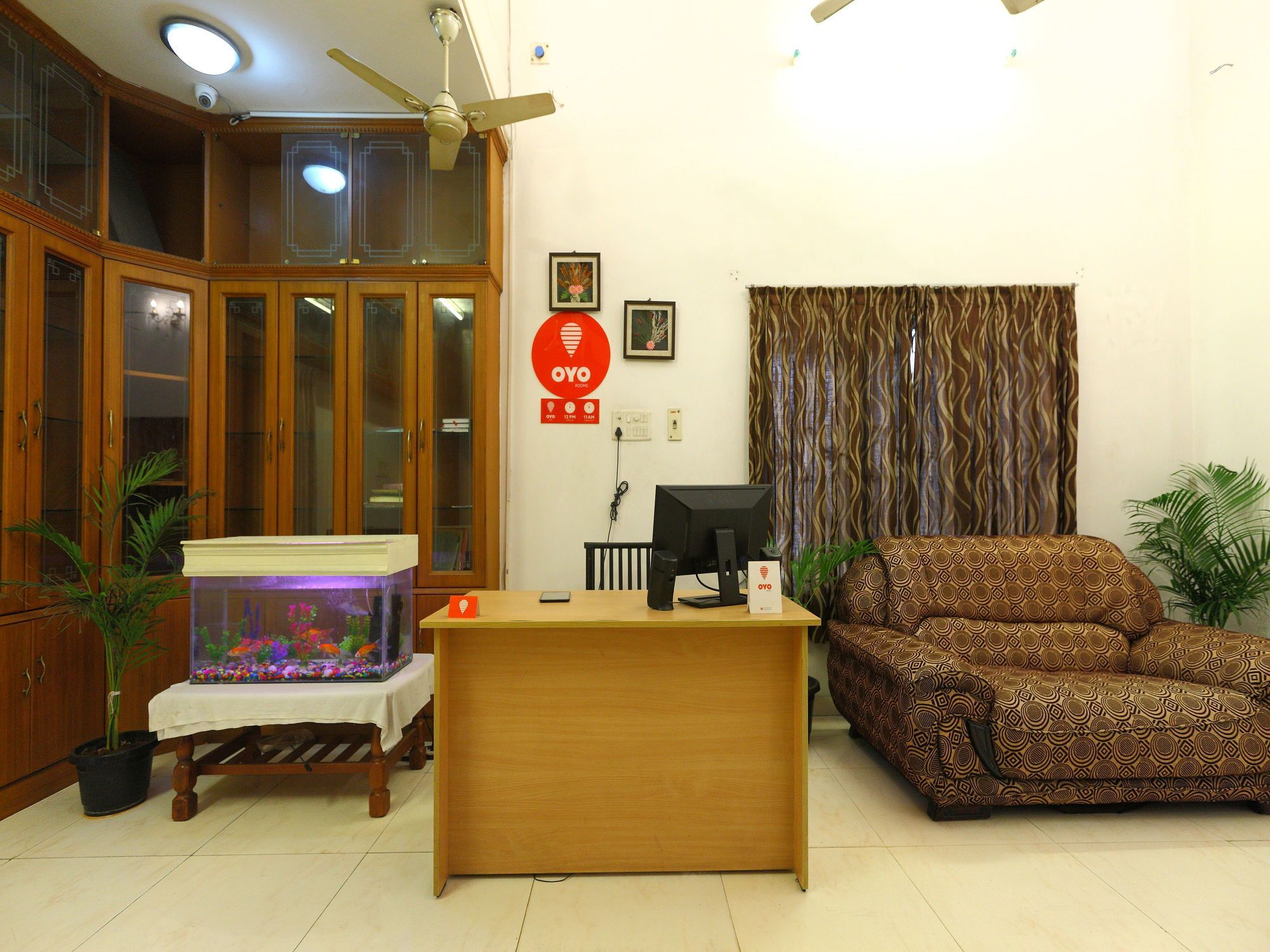 Oyo 8033 T Nagar 2*